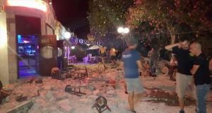 Kos Adası´nda 2 kişi deprem sebebiyle hayatını kaybetti
