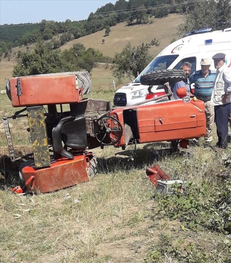 Odun yüklü traktör devrildi: 1 yaralı