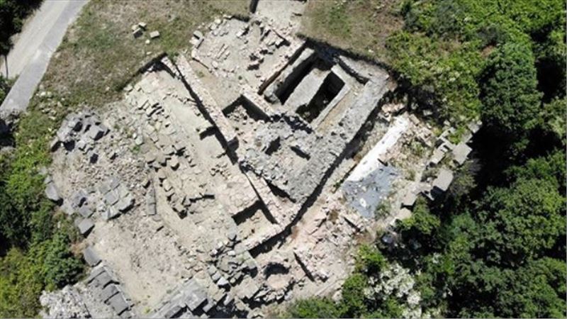 20 kişilik ekip titizlikle çalıştı, 2700 yıllık antik kentin kriptosu ortaya çıkartıldı