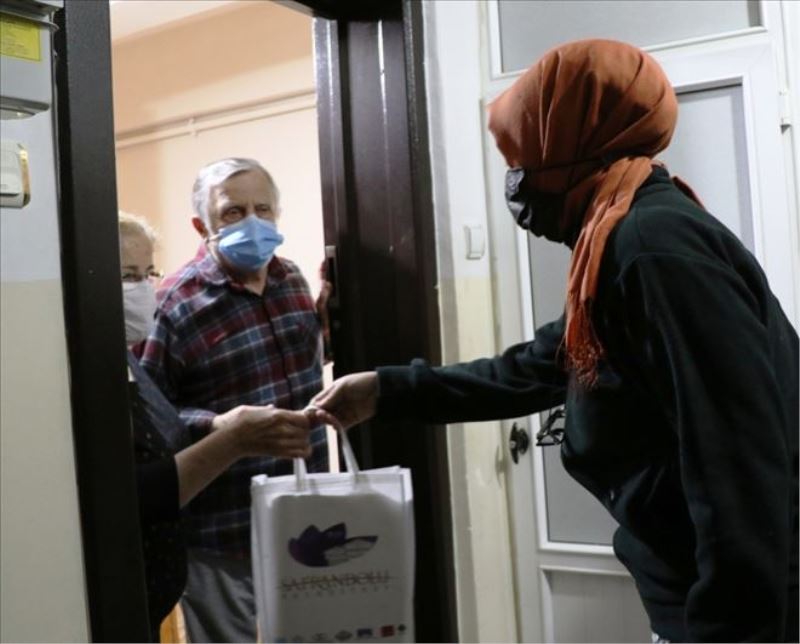 Safranbolu Belediyesi´nin “Derman” ekibi vatandaşın kapısını çalıyor