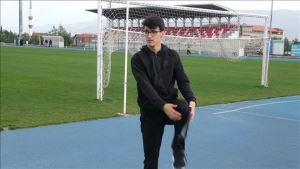 Türkiye şampiyonu olan 16 yaşındaki atletin hedefi Avrupa şampiyonu olmak
