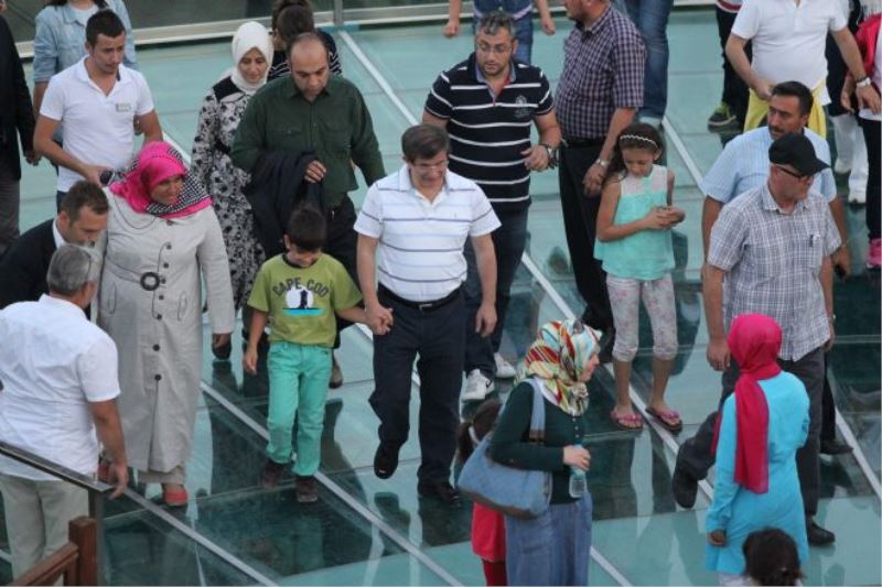 Bakan Davutoğlu, Suriye ve Mısır stresini Safranbolu`da Atıyor